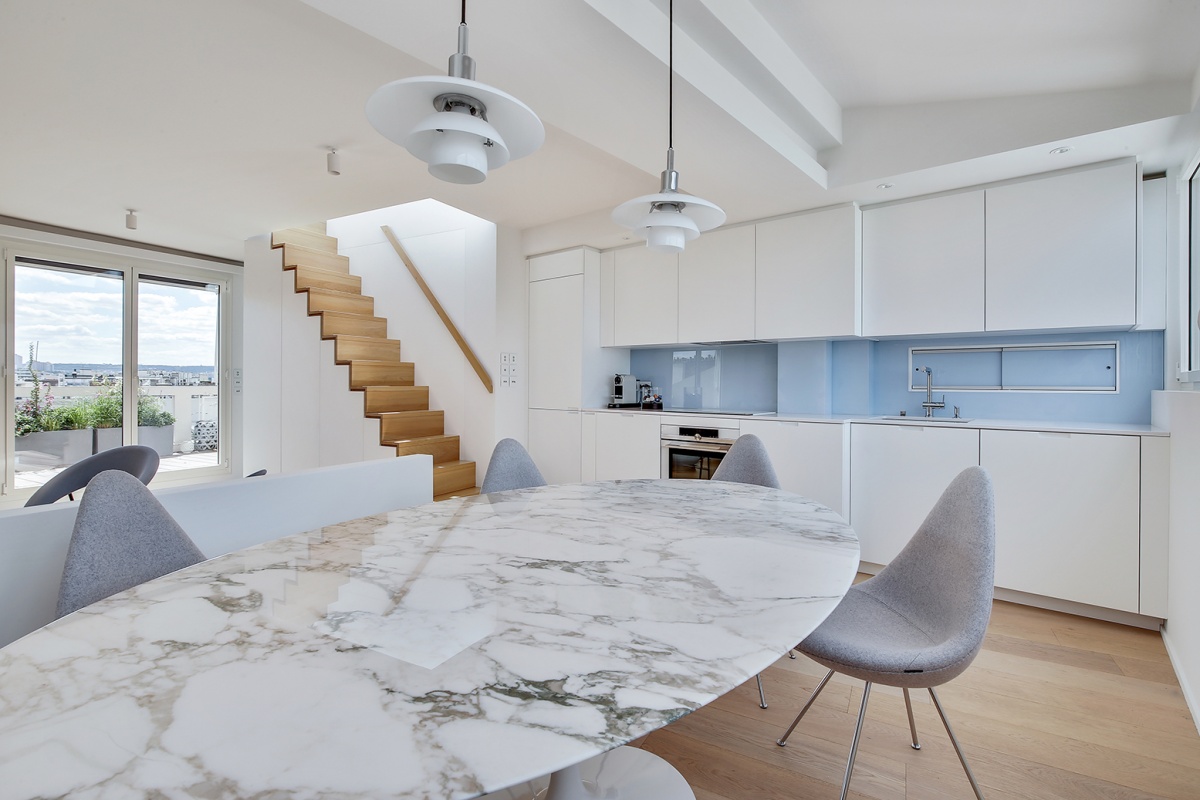 Réaménagement d'un appartement à Paris et création d'un rooftop