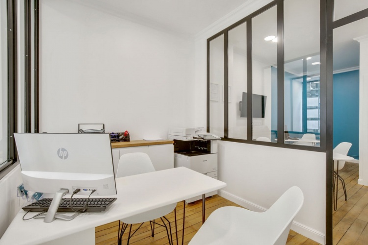 Transformation dune boutique en agence immobilire : espace-de-travail-bureau-kaizo-studio-immocles-paris-02-web