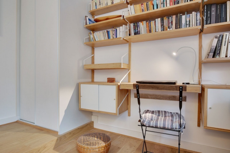 Home-staging dans une maison : detail-bureau-ikea-svalnas-kaizo-studio-maison-bourg-la-reine-web