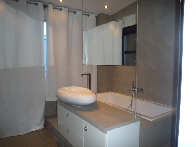 Maison Loft  Bagneux : salle de bain - vue1