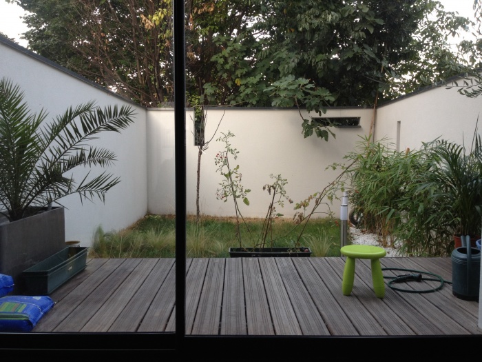 Maison Cubique : jardin